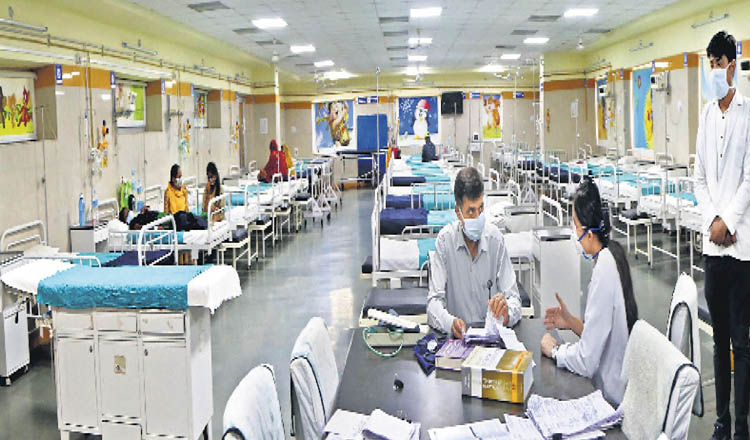 चिकित्सालयोें में बच्चा वार्ड में पर्याप्त बेड व सुविधाएं बढ़ाने के दिए निर्देश
