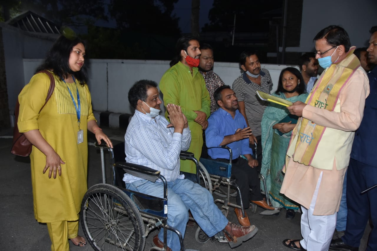 CM ने CM ने जन समस्याओं का त्वरित निराकरण अधिकारियों की नैतिक जिम्मेदारीजन समस्याओं का त्वरित निराकरण अधिकारियों की नैतिक जिम्मेदारी