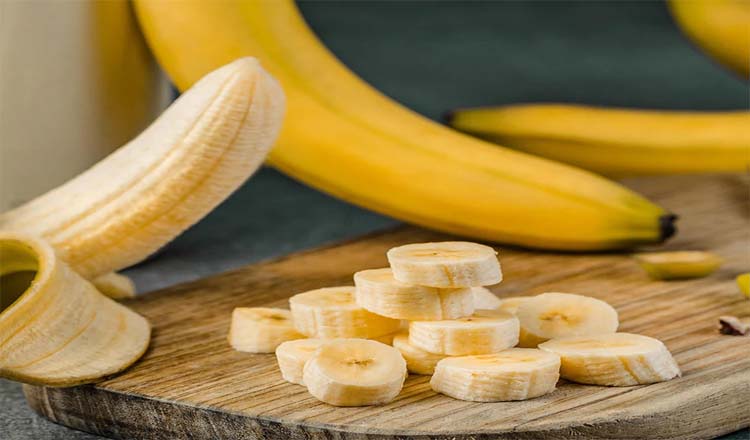 एनीमिया का खतरा होता है कम प्रतिदिन BANANA के सेवन से