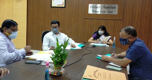 मुख्यमंत्री की घोषणाओं के क्रियान्वयन की समीक्षा की